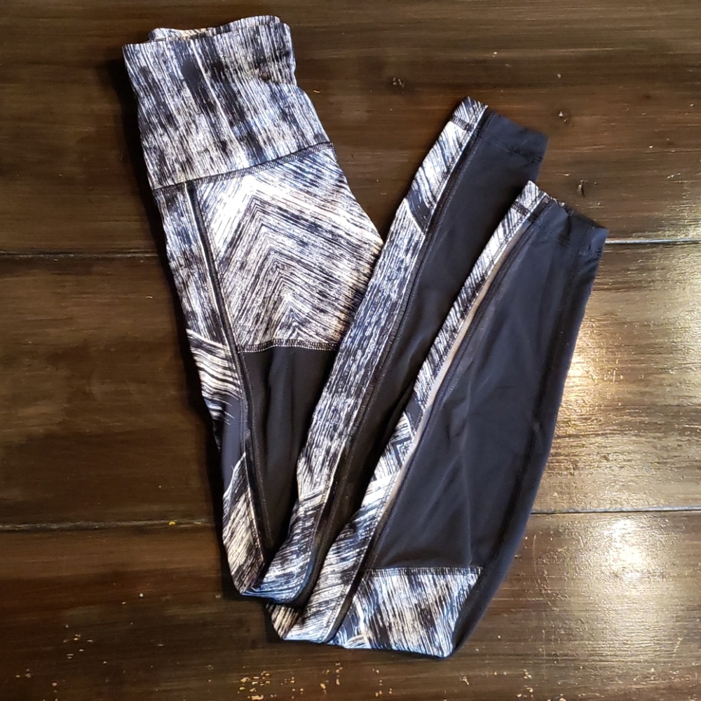 Lululemon Hot to Street